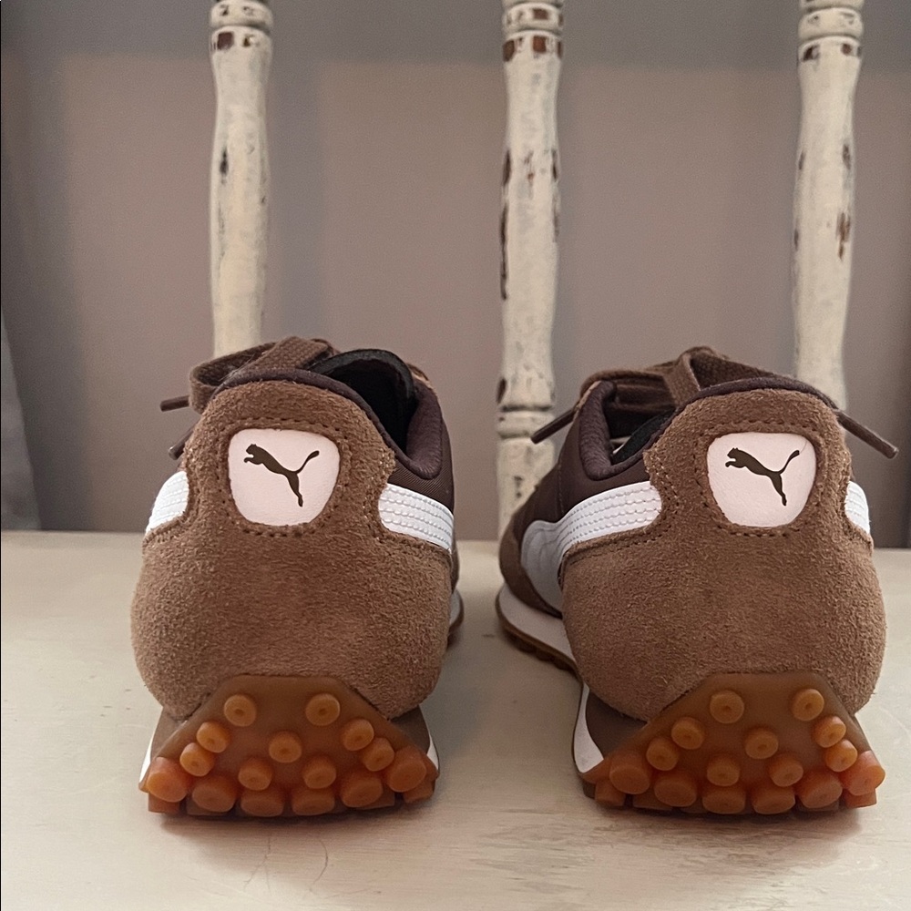 Puma Easy Rider Brown and White Sneakers - Picture 5 of 10